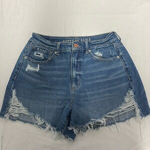 American Eagle Highest Rise Mom Short